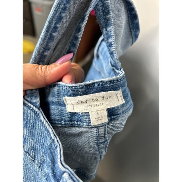 Denim Overall Dress With Pockets & Button Front By Day To Day Size M - Picture 5 of 7